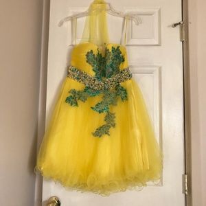 EUC Camille La Vie Yellow Sequin Strapless Dress 8